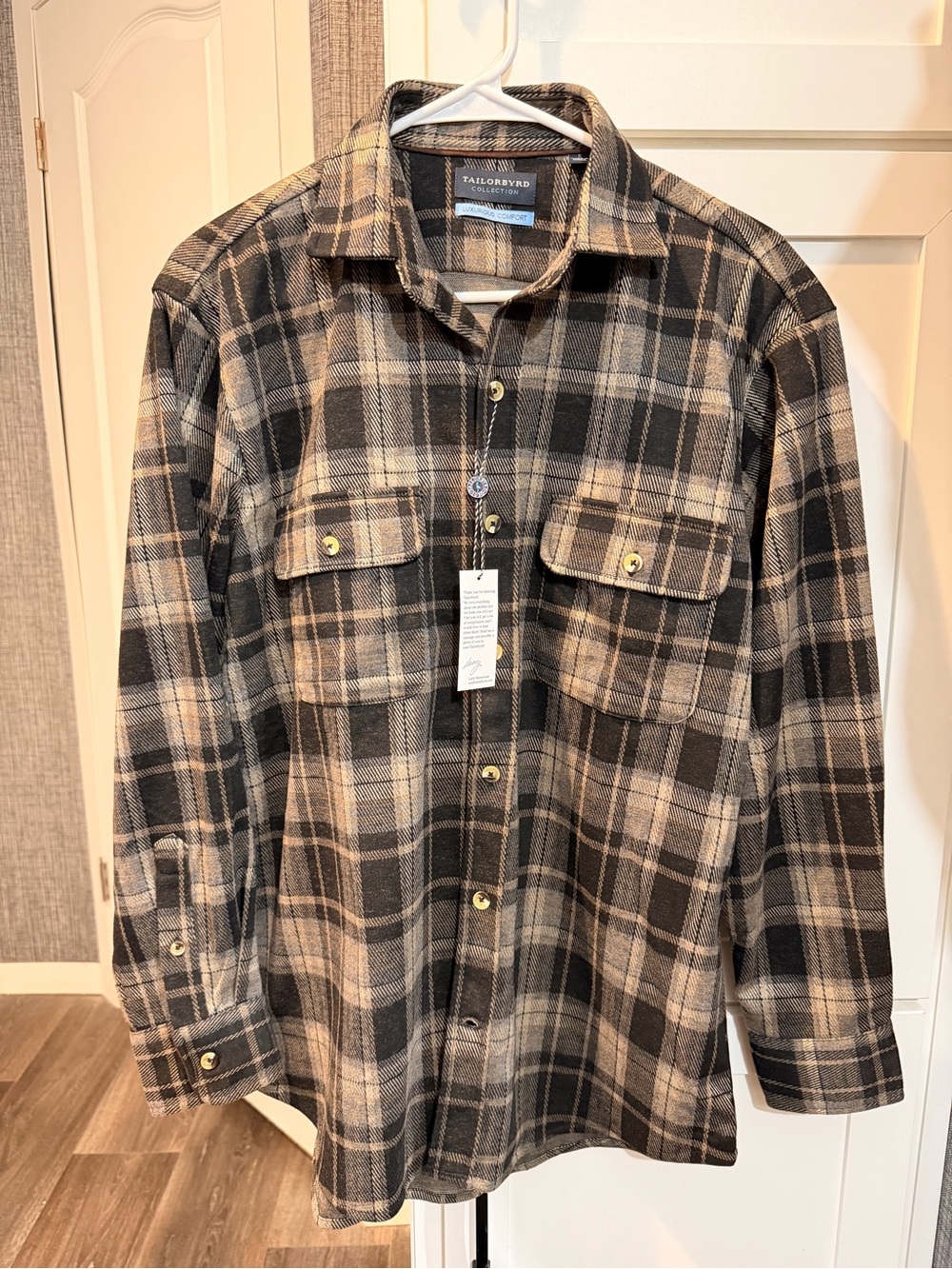 Tailorbyrd Men's Black & Tan Plaid Button-Down Shirt